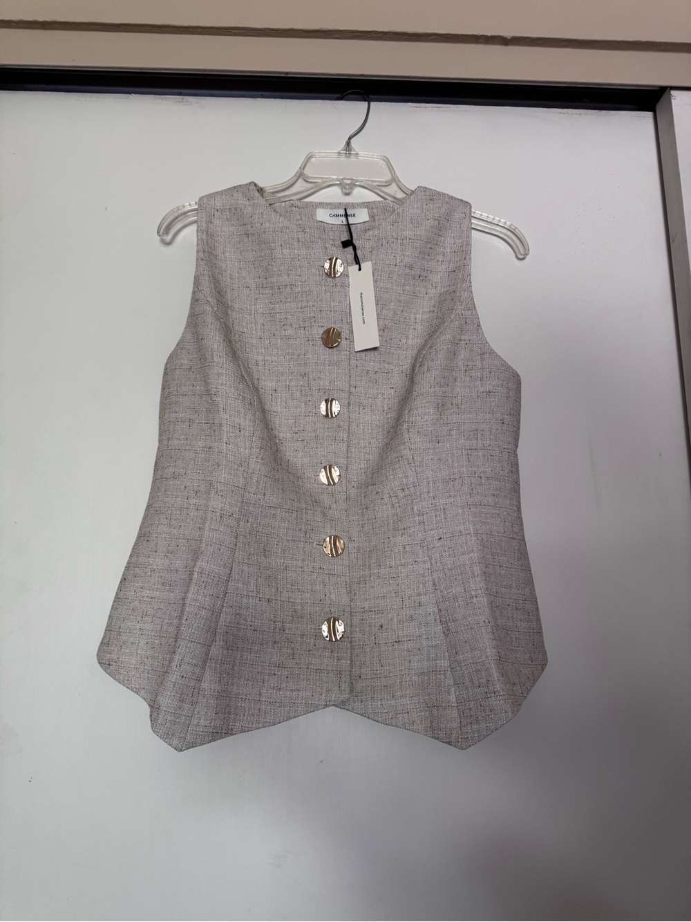 Sleeveless Button-Front Linen Blend Top — beige/tan tweed - Picture 2 of 3